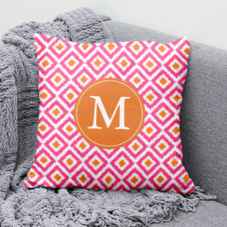 Cojín Decorativo Patrón Ikat de diamantes de mandarina rosados mono