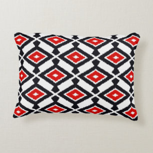 Cojín Decorativo Patrón Ikat - rojo oscuro, negro y blanco