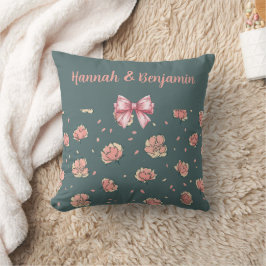 Cojín Decorativo Patrón Peony Rosa y Bow
