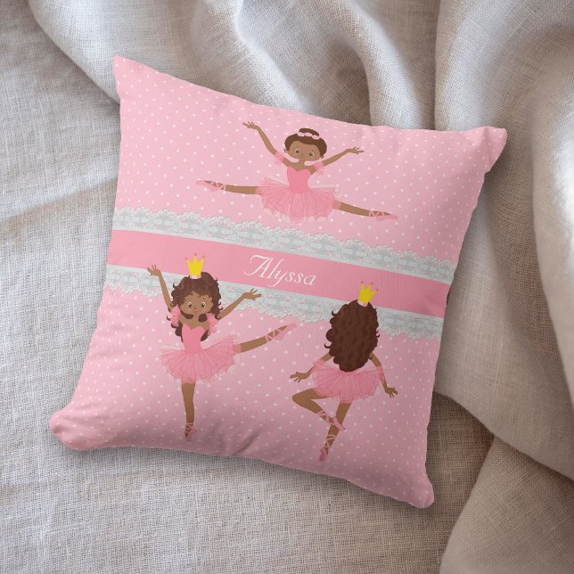 Cojín Decorativo Patrón Polkadot Lace Ballerina rosa (Subido por el creador)