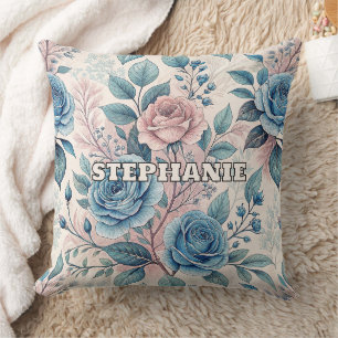 Cojín Decorativo Patrón rosa azul y rosa sobre blanco rosado suave
