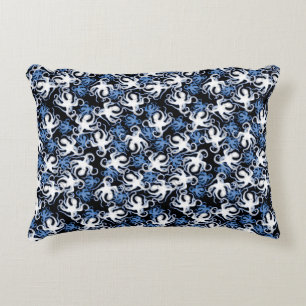 Cojín Decorativo Patrón sin foco del pulpo negro, blanco y azul