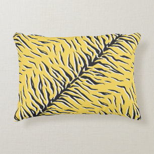 Cojín Decorativo Patrón vintage de tigre negro y amarillo sin foco.