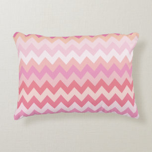 Cojín Decorativo patrón zigzag color rosa pálido rayado