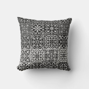 Cojín Decorativo Patrones de damasco en blanco y negro