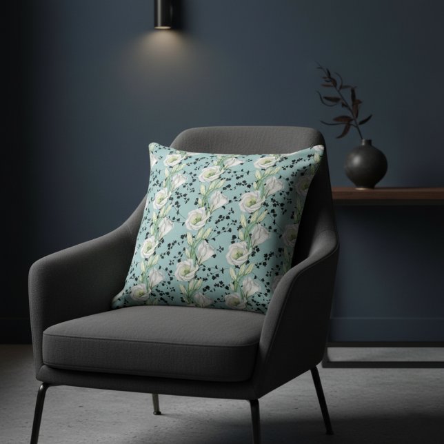 Cojín Decorativo Patten floral azul blanco y negro (Subido por el creador)