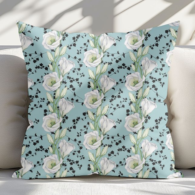 Cojín Decorativo Patten floral azul blanco y negro (Subido por el creador)
