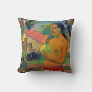 Cojín Decorativo Paul Gauguin - Mujer sosteniendo una fruta