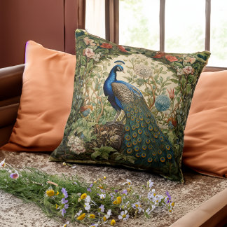 Cojín Decorativo Peacock vintage en un jardín de flores