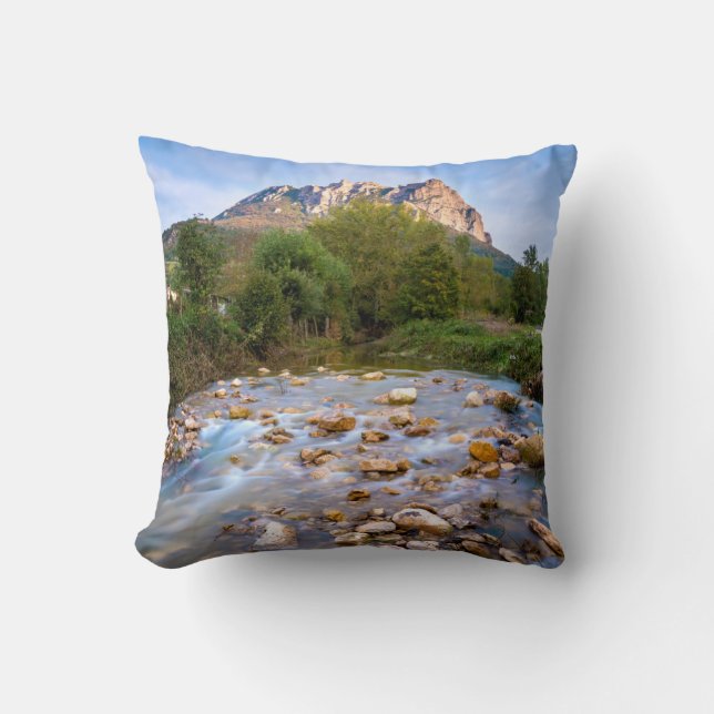 Cojín Decorativo Pech de Bugarach | Montañas Corbieres (Anverso)