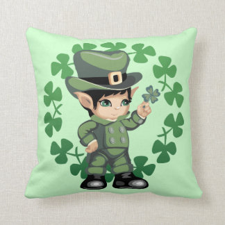 Cojín Decorativo Pequeño Leprechaun con los tréboles