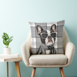 Cojín Decorativo Perro Boston Terrier Elegante y Monograma a Cuadro