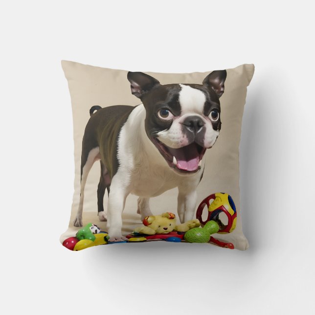 Cojín Decorativo Perro de Boston Terrier jugando con juguetes (Anverso)