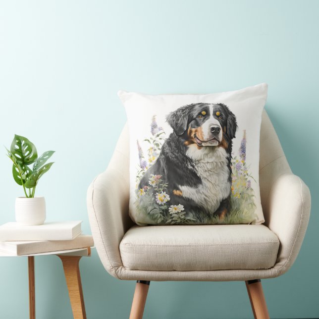 COJÍN DECORATIVO PERRO DE MONTAÑA BERNÉS CON FLORES DE SALVAJES (Silla)