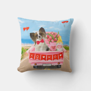 Cojín Decorativo Perro Papillon Camión de corazones del día de San