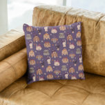 Cojín Decorativo Perros morados de Halloween<br><div class="desc">Una almohada temática de halloween deliciosa con ilustracion de perros dibujados a mano con disfraces.</div>