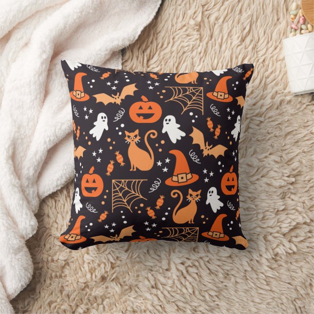 Cojín Decorativo Personajes de halloween ilustrados en bg negro (Manta)