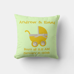 Cojín Decorativo Personalización, cosido amarillo y arco blanco