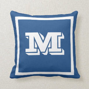 Cojín Decorativo PERSONALIZADO azul verde azulado sólido MONOGRAM