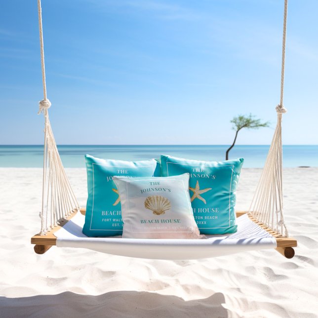 Cojín Decorativo Personalizado de agua marina Monograma Beach House (Subido por el creador)