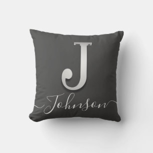 Cojín Decorativo Personalizado elegante plateado Monograma J Nombre