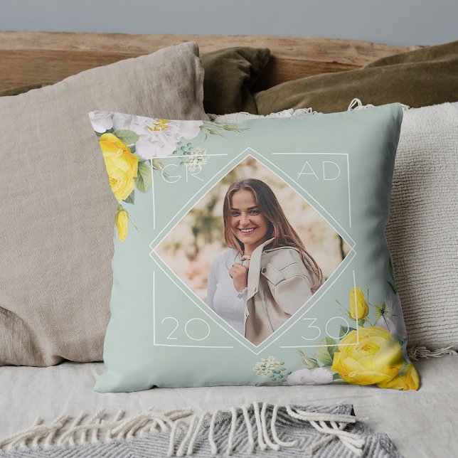 Cojín Decorativo Personalizado Graduado Foto Keepsake Floral (Subido por el creador)