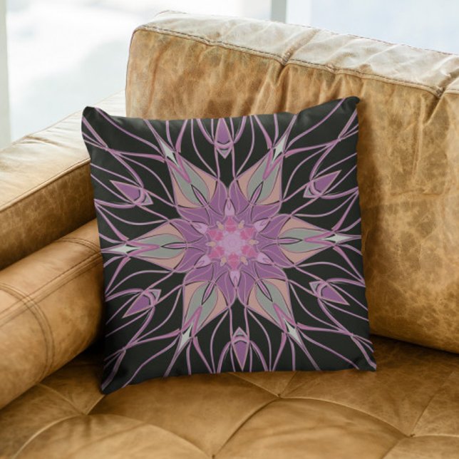 Cojín Decorativo Personalizado Mandala Flor morado negro y rosa (Subido por el creador)