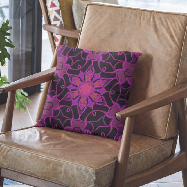 Cojín Decorativo Personalizado Mandala Flor rosa y negra (Subido por el creador)