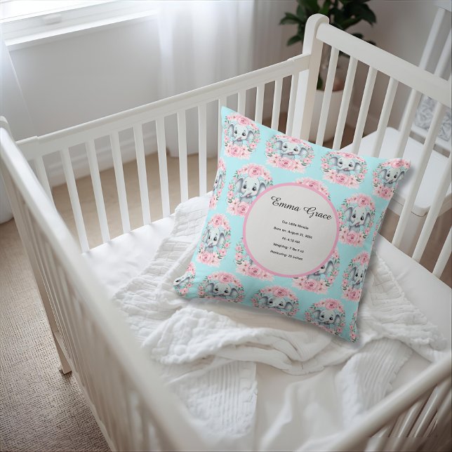 Cojín Decorativo Personalized Baby Elephant Pillow (Subido por el creador)