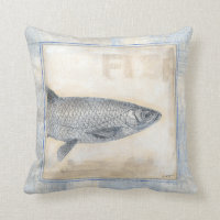 Pescado gris en fondo beige