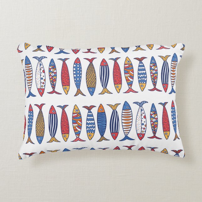 Cojín Decorativo Pescado lindo. Niños de fondo. Patrón sin foco. (Anverso)