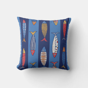 Cojín Decorativo Pescado lindo. Niños de fondo. Patrón transparente