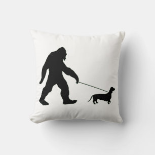 Cojín Decorativo Pie grande caminando por su perro