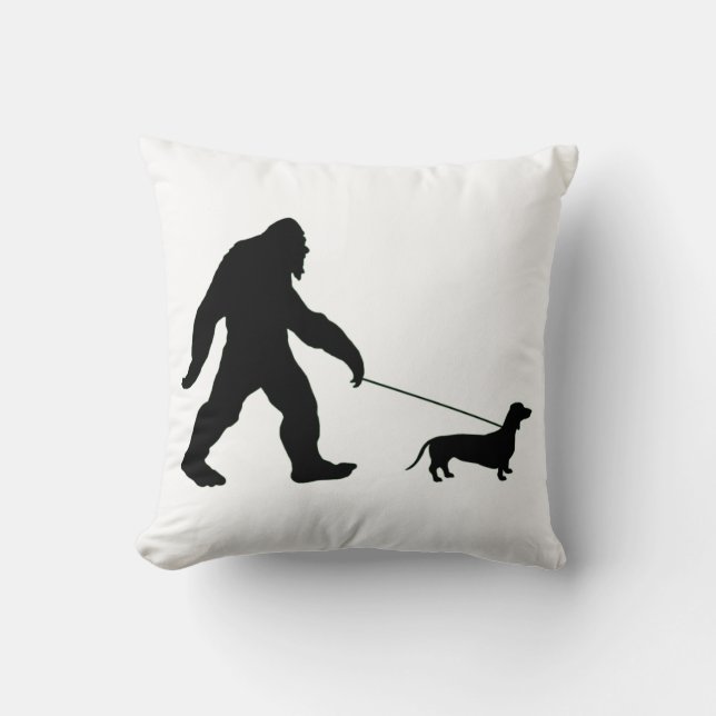 Cojín Decorativo Pie grande caminando por su perro (Anverso)