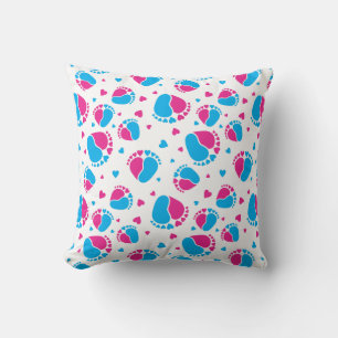 Cojín Decorativo Pies y corazones bebé de color azul y rosa