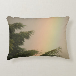 Cojín Decorativo Pilar arcoiris y árboles