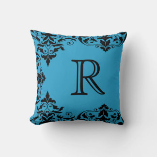 Cojín Decorativo Pilar Damasco de Monograma Azul y Negro