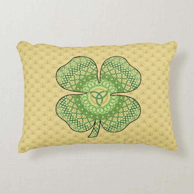 Cojín Decorativo Pilar de Acento Celta De Shamrock (Anverso)