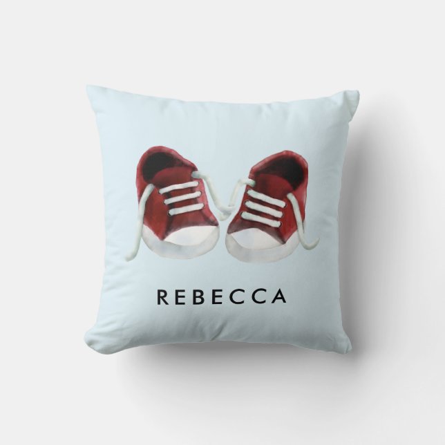 Cojín Decorativo Pilar de zapatillas rojas para bebés, con nombre,  (Anverso)