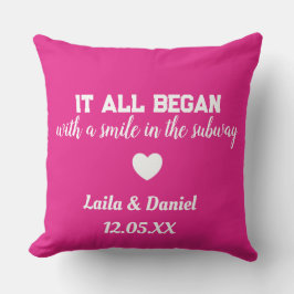 Cojín Decorativo Pilar del metro de la historia de amor personaliza
