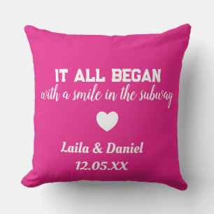 Cojín Decorativo Pilar del metro de la historia de amor personaliza