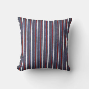 Cojín Decorativo Pilar diseñado en rojo/blanco y azul 2