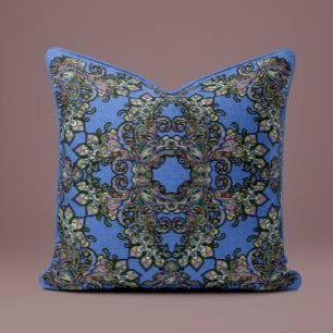 Cojín Decorativo Pilar esplendor barroco en azul cielo