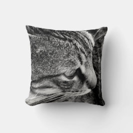 Cojín Decorativo Pilar fotográfico gato blanco y negro