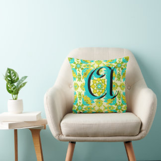 Cojín Decorativo Pilar monograma de floral de anime amarillo Aqua v