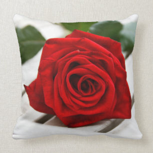 Cojín Decorativo Pilar rosa rojo