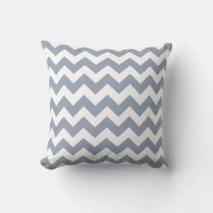 Cojín Decorativo Pilar Zig Zag de Chevron Zig Zag gris y blanco pla