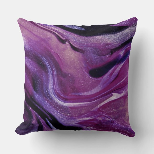 Cojín Decorativo Pilares de armonía morada: Elegancia redefinida. (Anverso)