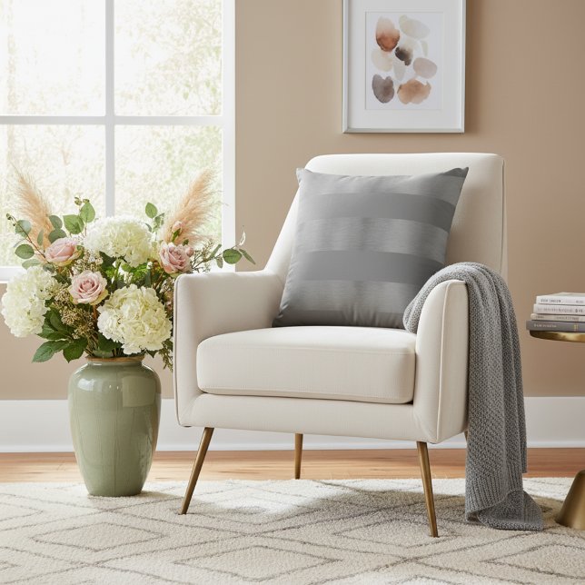 Cojín Decorativo Pilares rayados de patrón - Bandas metálicas plate (Faux metallic silver gray pillow.)