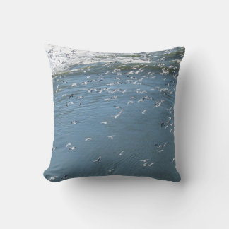 Cojín Decorativo Pillow (cuadrado) - Gaviotas sobre el océano